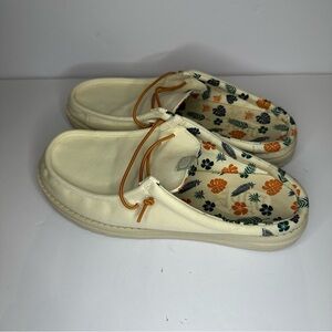 Cream Slip-On Shoes with Floral Interior